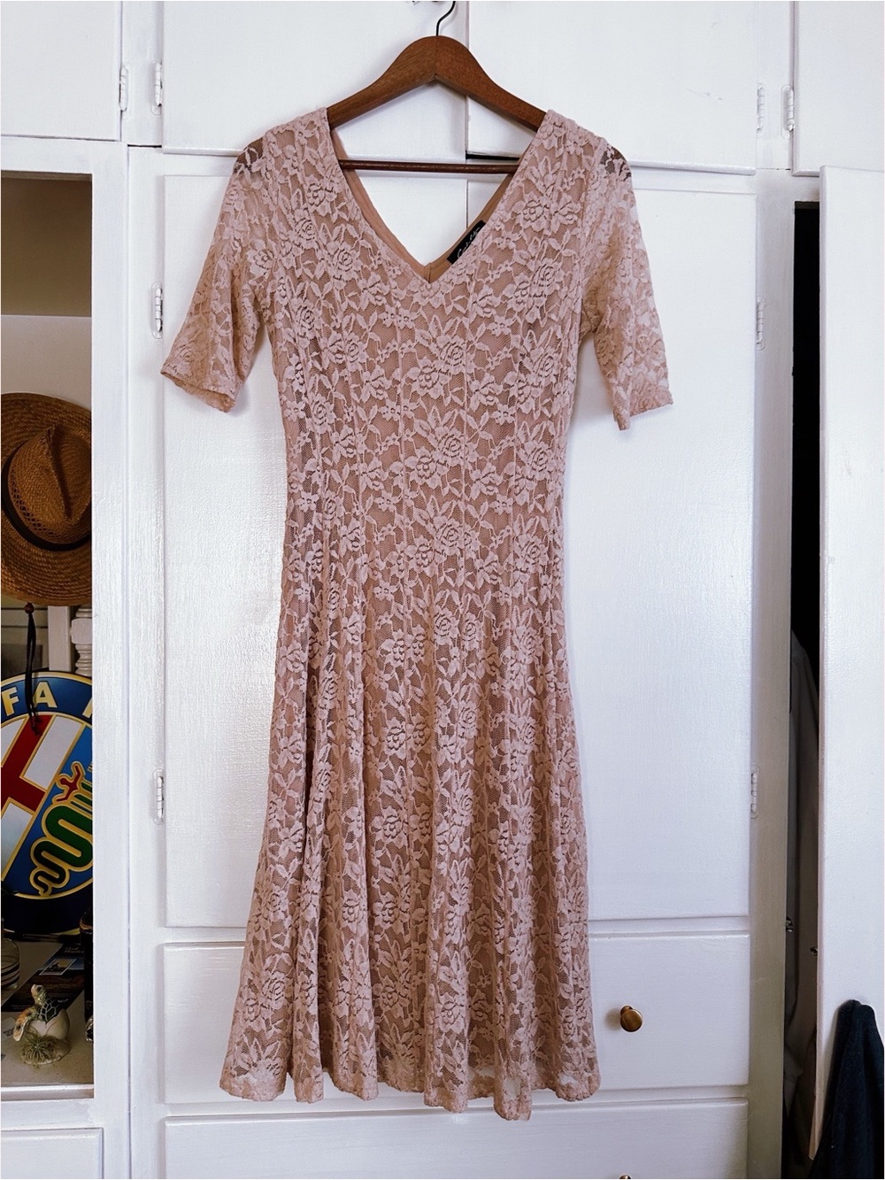Candalite lace V-neck blush midi dress